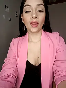 Snapshot of Harper-Avary chatting on October 14, 2025, 1:56 pm Harper-Avary online show from October 14, 2025, 1:56 pm