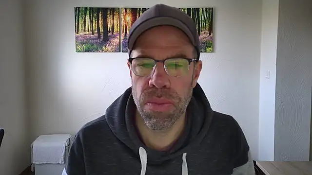 Snapshot of Harry_Boldt chatting on October 30, 2025, 8:56 am Harry Boldt online show from October 30, 2025, 8:56 am