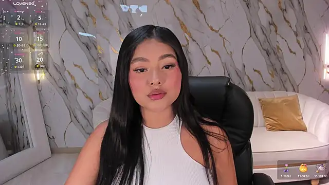 Snapshot of GabriellaLee chatting on October 24, 2025, 2:54 am GabriellaLee online show from October 24, 2025, 2:54 am