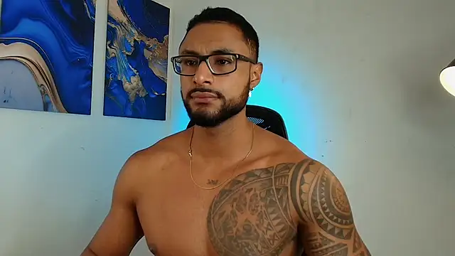 LiamGarcia1 online show from February 9, 2026, 2:04 pm