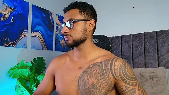 Snapshot of LiamGarcia1 chatting on September 23, 2025, 3:08 pm LiamGarcia1 online show from September 23, 2025, 3:08 pm