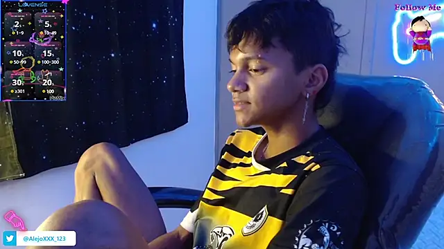 loistwink  online show from March 22, 2025, 7:36 am