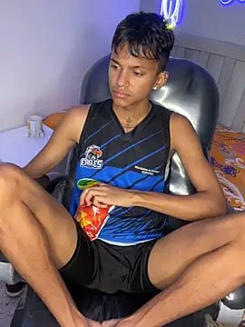 loistwink  online show from September 11, 2025, 3:50 am