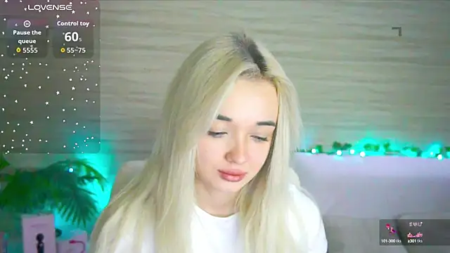 Snapshot of Ashley_S chatting on September 21, 2025, 10:26 pm Ashley S online show from September 21, 2025, 10:26 pm