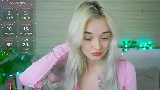 Snapshot of Ashley_S chatting on March 6, 2025, 3:02 am Ashley S online show from March 6, 2025, 3:02 am