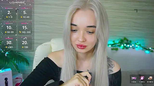 Snapshot of Ashley_S chatting on March 17, 2025, 2:08 am Ashley S online show from March 17, 2025, 2:08 am