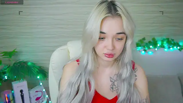 Snapshot of Ashley_S chatting on March 2, 2025, 2:19 am Ashley S online show from March 2, 2025, 2:19 am