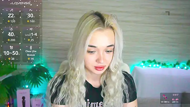 Snapshot of Ashley_S chatting on September 8, 2025, 10:09 pm Ashley S online show from September 8, 2025, 10:09 pm