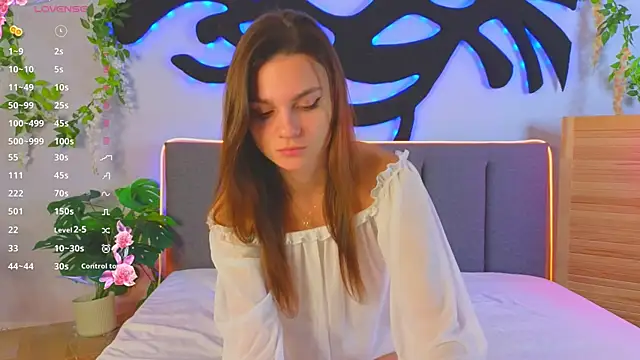 Snapshot of EvaHair chatting on September 19, 2025, 8:13 pm EvaHair online show from September 19, 2025, 8:13 pm