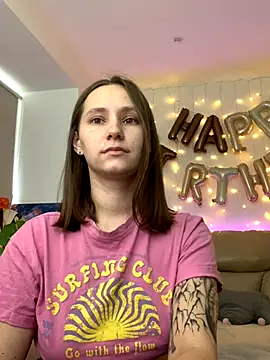 Snapshot of HotCaramellsTV chatting on October 9, 2025, 7:53 am HotCaramellsTV online show from October 9, 2025, 7:53 am