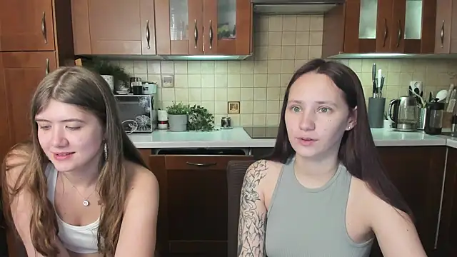 HotCaramellsTV online show from July 24, 2026, 7:59 am