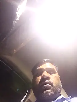 pintuS40 online show from November 7, 2025, 3:05 pm