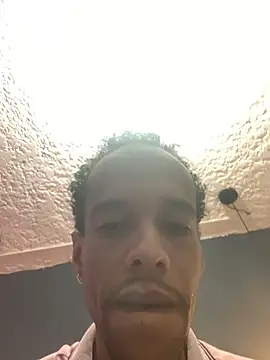 Snapshot of Salomon_koude chatting on January 15, 2026, 7:17 pm Salomon koude online show from January 15, 2026, 7:17 pm