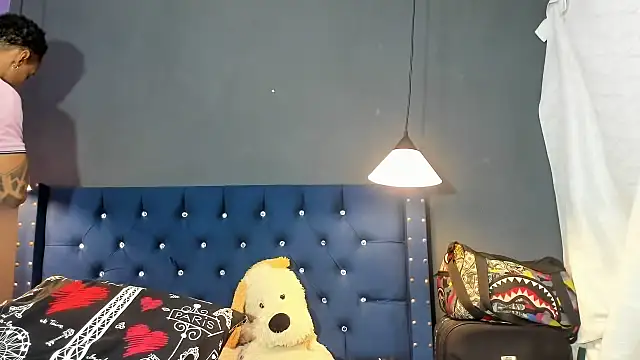 Snapshot of Salomon_koude chatting on February 10, 2026, 8:30 pm Salomon koude online show from February 10, 2026, 8:30 pm