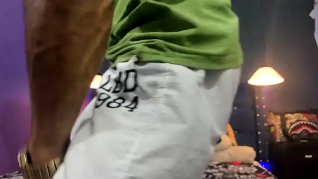 Snapshot of Salomon_koude chatting on February 24, 2026, 8:31 pm Salomon koude online show from February 24, 2026, 8:31 pm