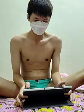 Snapshot of AUSsssstin0103 chatting on February 18, 2025, 3:10 pm AUSsssstin0103 online show from February 18, 2025, 3:10 pm