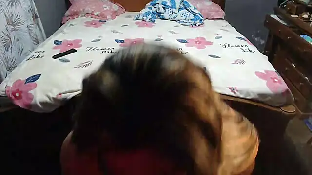 Snapshot of CANDYSWEET51 chatting on February 15, 2025, 10:21 pm CANDYSWEET51 online show from February 15, 2025, 10:21 pm