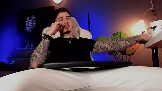 uptomatty online show from February 1, 2026, 7:50 am