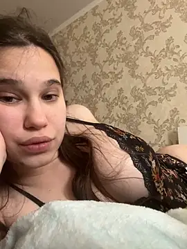 Snapshot of JaneLestur chatting on February 1, 2025, 12:04 pm JaneLestur online show from February 1, 2025, 12:04 pm