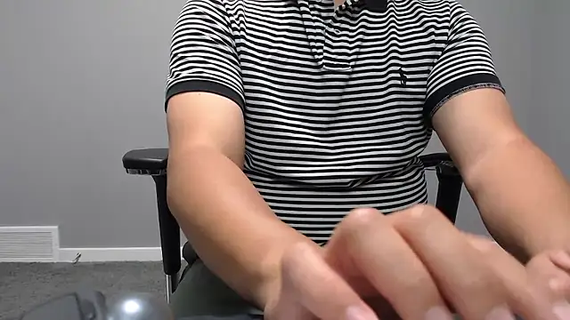 Snapshot of nimirole chatting on September 24, 2025, 5:41 pm nimirole online show from September 24, 2025, 5:41 pm