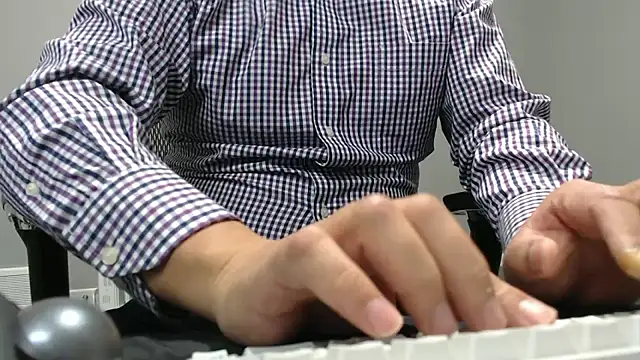 Snapshot of nimirole chatting on October 21, 2025, 2:16 pm nimirole online show from October 21, 2025, 2:16 pm