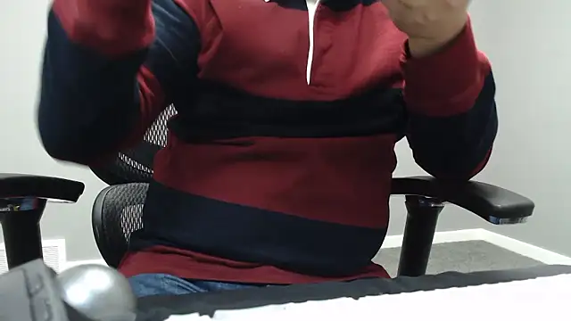 Snapshot of nimirole chatting on October 16, 2025, 3:20 pm nimirole online show from October 16, 2025, 3:20 pm