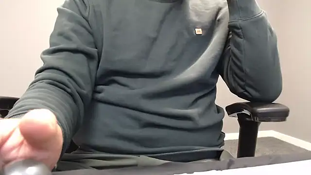 Snapshot of nimirole chatting on October 14, 2025, 2:17 pm nimirole online show from October 14, 2025, 2:17 pm