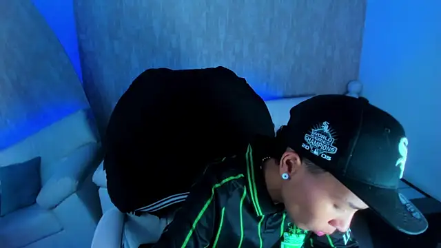 Snapshot of nova_sex01 chatting on September 17, 2025, 3:41 am nova sex01 online show from September 17, 2025, 3:41 am