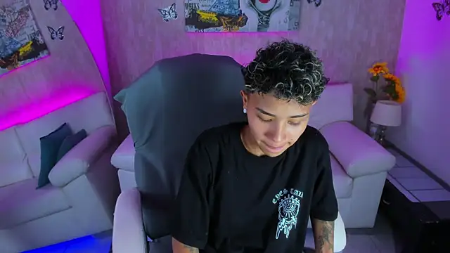 nova sex01 online show from January 11, 2026, 3:02 am