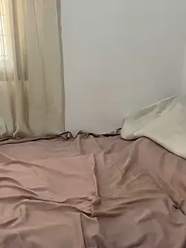 Jecy bee online show from February 13, 2026, 3:28 am