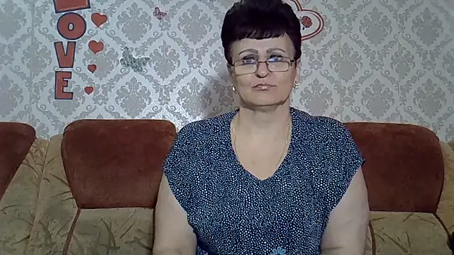 PaulaGolden online show from October 20, 2025, 6:59 am