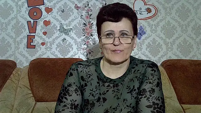 PaulaGolden online show from March 21, 2026, 10:09 am