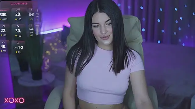 Snapshot of YourLolaBunny chatting on September 20, 2025, 5:51 pm YourLolaBunny online show from September 20, 2025, 5:51 pm