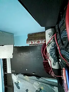 Snapshot of Shubu_76 chatting on October 17, 2025, 5:15 pm Shubu 76 online show from October 17, 2025, 5:15 pm