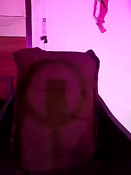 Snapshot of Suhanakhan00 chatting on December 22, 2025, 7:41 am Suhanakhan00 online show from December 22, 2025, 7:41 am