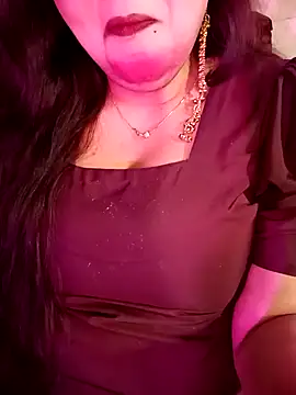 Suhanakhan00 online show from March 22, 2026, 5:25 pm