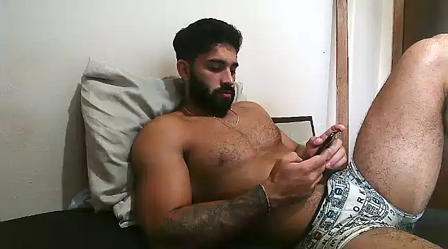 macho fit online show from January 31, 2025, 1:23 pm