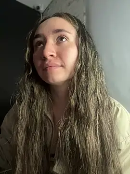 Snapshot of Sophie_LS chatting on March 9, 2025, 7:56 am Sophie LS online show from March 9, 2025, 7:56 am