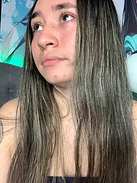 Snapshot of Sophie_LS chatting on October 15, 2025, 3:05 am Sophie LS online show from October 15, 2025, 3:05 am