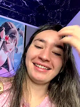 Snapshot of Sophie_LS chatting on October 7, 2025, 2:12 am Sophie LS online show from October 7, 2025, 2:12 am