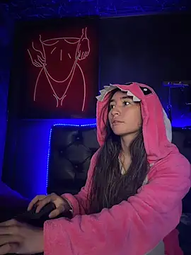 Sophie LS online show from April 15, 2026, 3:23 am