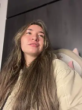 Snapshot of Sophie_LS chatting on February 26, 2025, 7:34 am Sophie LS online show from February 26, 2025, 7:34 am