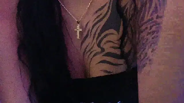 Alissfressa online show from April 1, 2026, 10:39 pm