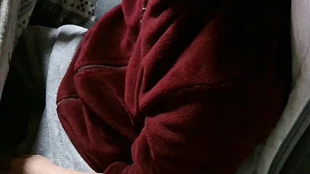 cinnabar red online show from April 15, 2026, 6:41 am