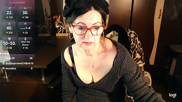 Snapshot of exymilf_ chatting on February 25, 2025, 6:01 pm exymilf online show from February 25, 2025, 6:01 pm