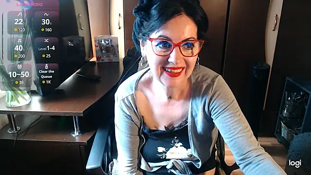 Snapshot of exymilf_ chatting on March 12, 2025, 12:36 pm exymilf online show from March 12, 2025, 12:36 pm