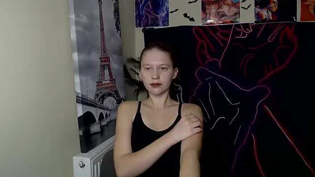 Snapshot of StellaCRL chatting on October 6, 2025, 6:14 am StellaCRL online show from October 6, 2025, 6:14 am