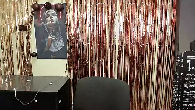 StellaCRL online show from February 5, 2025, 12:27 pm