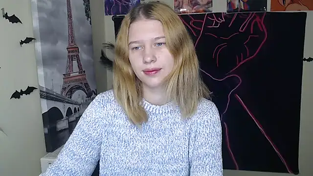 Snapshot of StellaCRL chatting on November 2, 2025, 7:02 am StellaCRL online show from November 2, 2025, 7:02 am