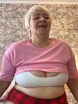Laura Millf online show from February 13, 2025, 7:45 am